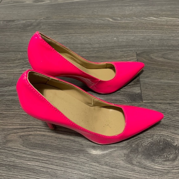 Beautiful 3 inches heels - Picture 2 of 3